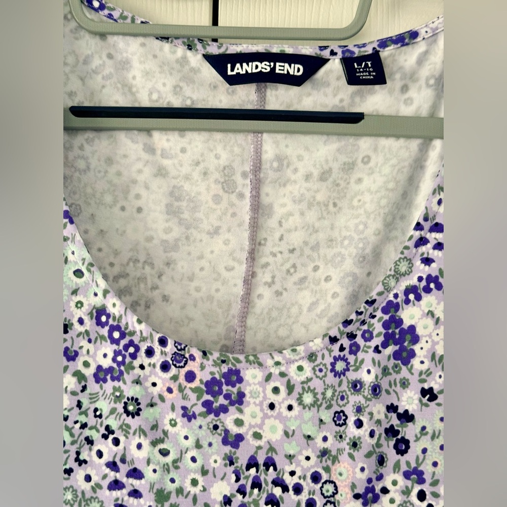 Lands' End~Purple Floral~Scoop Neck~Short Sleeve~Pockets~Fit Flare Dress~L/Tall - Picture 3 of 12
